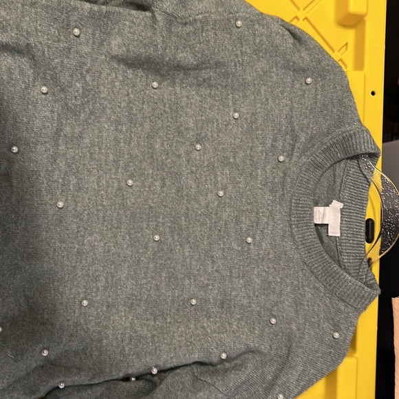 Greenish / gray .. pearl sweater - Picture 4 of 4